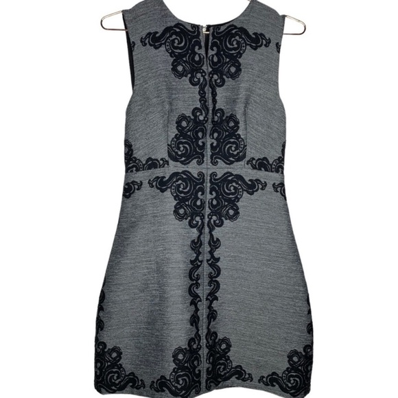 Diane von Furstenberg Yvette Sleeveless Appliqué Panel Dress - Picture 2 of 7